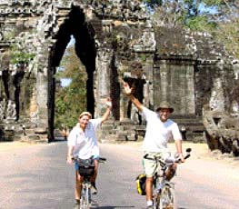 Eu e Alexandra em Angkor Wat