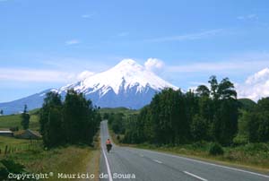 Viviane seguindo em direção ao vulcão Osorno