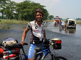 Índia - Estrada d'água Índia - Estrada d'água