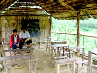 Escola sem as paredes laterais
