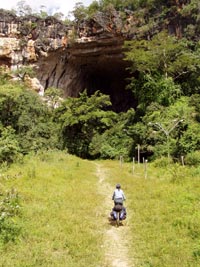 Boca da Caverna Terra Ronca