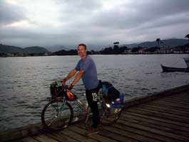 Chegada no cais do porto em Paraty (RJ)