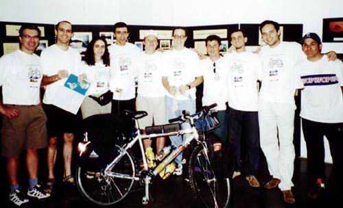 Conseguimos juntar quase todo o pessoal do Stand: Walter Magalhães, Alisson Dias, Eliana Garcia, Ramon Martin, Fabio Zander, Rodrigo Telles, Antônio Olinto, Leonardo Arantes, Argus Saturnino e o Zé Maurício de Barros que chegou pedalando no último dia desde Ouro Preto (MG)   