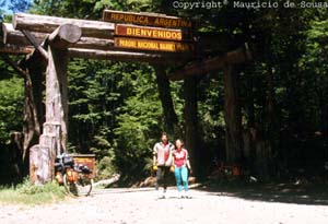 Maurício e Viviane na divisa Chile-Argentina