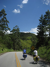 Primeiro dia de viagem, entre Florianópolis e São Bonifácio, fugindo da BR-101 São Bonifácio (SC-BR)