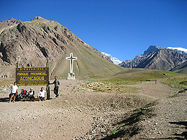 Parque Aconcagua - Puente del Inca (Mendoza - Argentina)